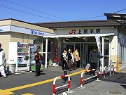 �i�q�������{�� ��F�{�w