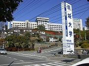 �F�{�����w